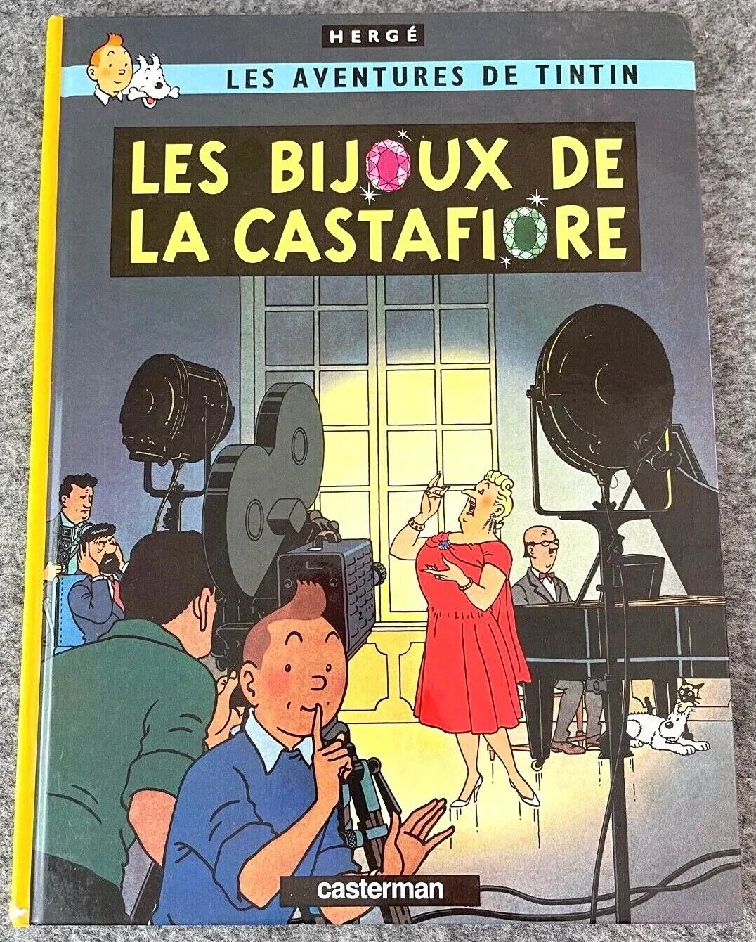 Les Bijoux de la Castafiore Casterman Hardback French Tintin Book